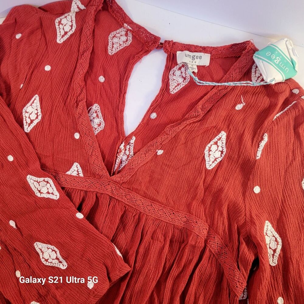 UMGEE Women's Casual Orange/Red Blouse Small Embroidered Boho Diamonds Crochet